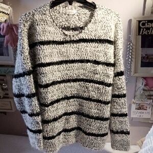 Luxurious! Calvin Klein Black and White Push  Textured Sweater L